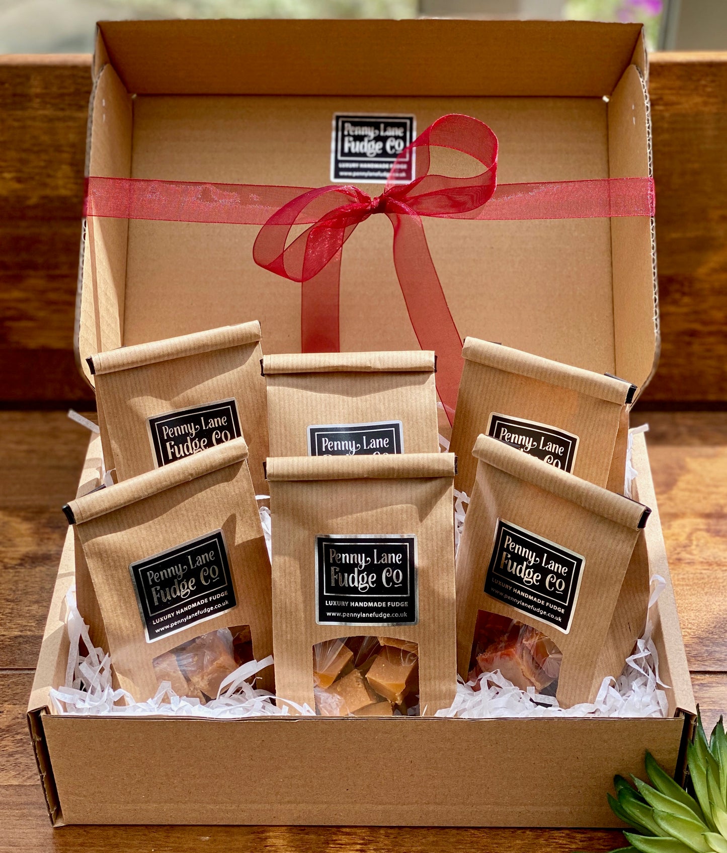 Pick Your Own Selection Of 6 Gift Kraft Bags In A Gift Hamper