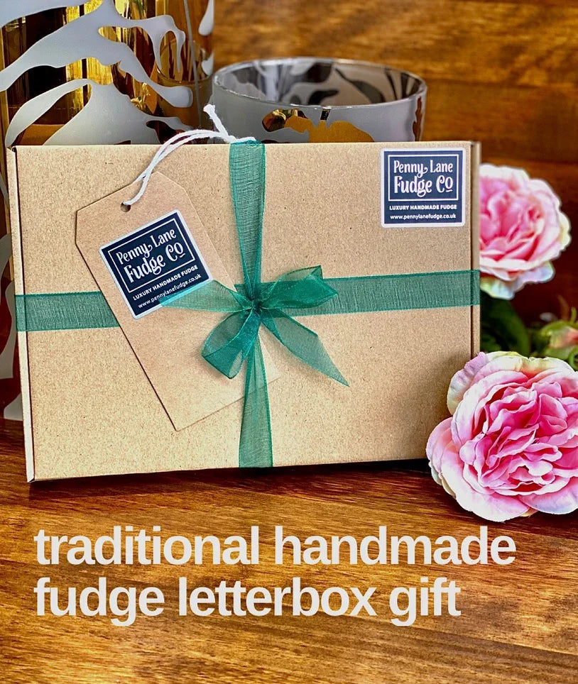 Rose & lemon Turkish Delight with green ribbon gift box