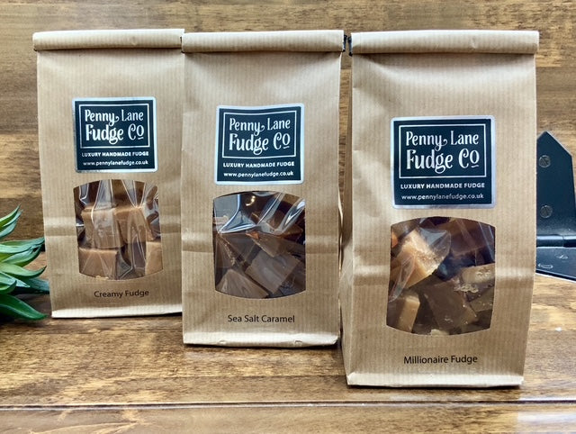Pick Your Own Selection Of 4 Gift Kraft Bags In A Gift Hamper
