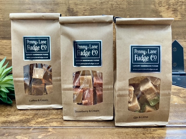 Pick Your Own Selection Of 4 Gift Kraft Bags In A Gift Hamper